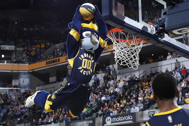 巴特勒26分热火送活塞3连败 篮网力克76人